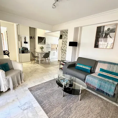 Palais Lumiere * Cannes
