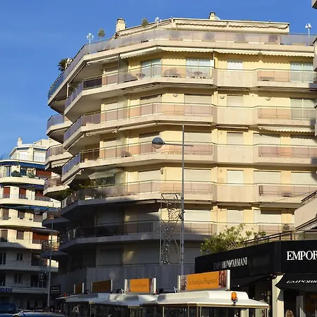 Apartment Palais Lumiere